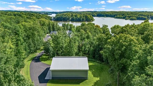 16122 361st St, Stanley, WI, 54768-6441 | Card Image