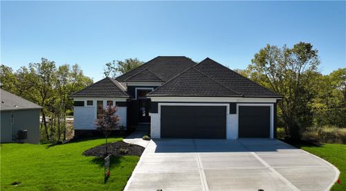 4921 Nw 70th Ter, Kansas City, MO, 64151-2004 | Card Image