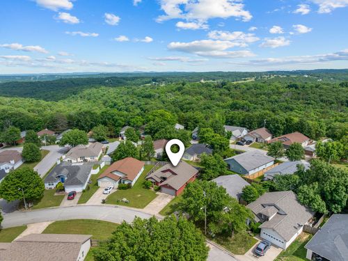 180 Quail Run Rd, Branson, MO, 65616-9358 | Card Image