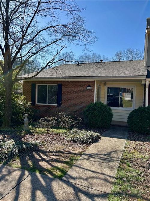 7015 Sand Wedge Cir Nw, Kennesaw, GA, 30144-6711 | Card Image