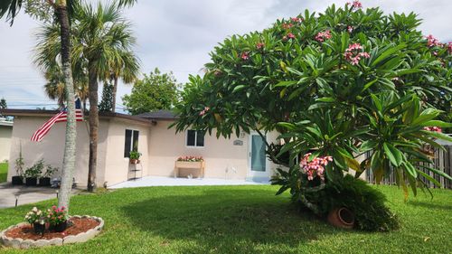 1411 W River Dr, Margate, FL, 33063-2741 | Card Image