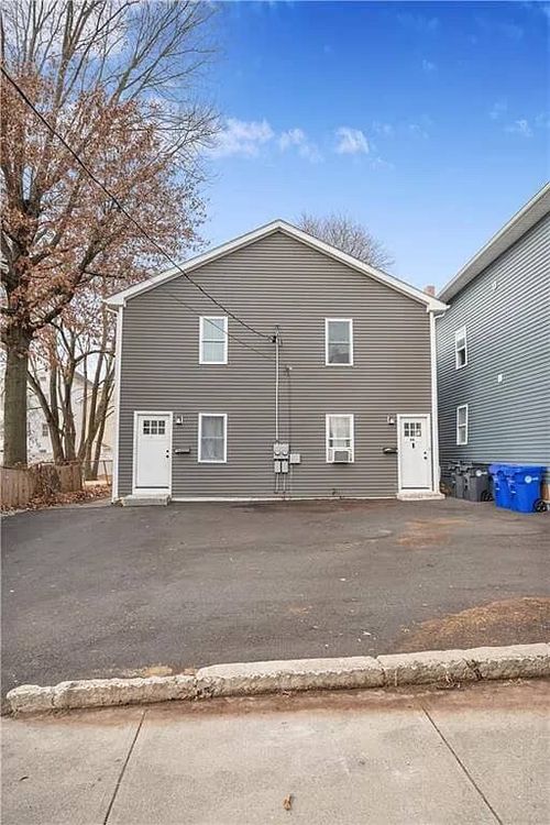 42 Putnam St, Providence, RI, 02909-2613 | Card Image