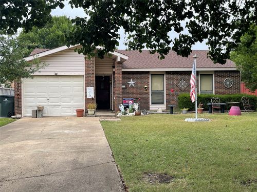 1505 Hawk Ct, Garland, TX, 75040-8258 | Card Image