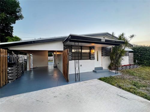 6137-6137 Dewey St, Hollywood, FL, 33023-1820 | Card Image