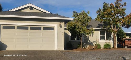  Valley West Court, Santa Rosa, CA, 95401 | Card Image