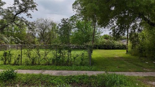 0 Sam Wilson St, Houston, TX, 77020 | Card Image