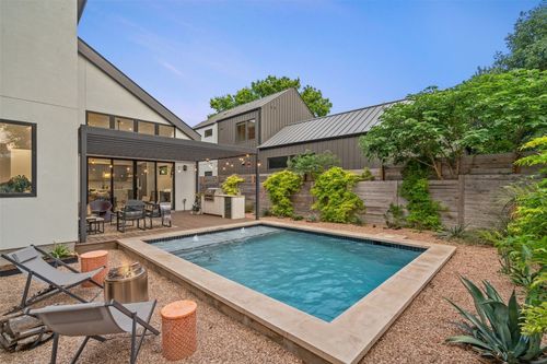 2010 Oxford Ave, Austin, TX, 78704-4012 | Card Image