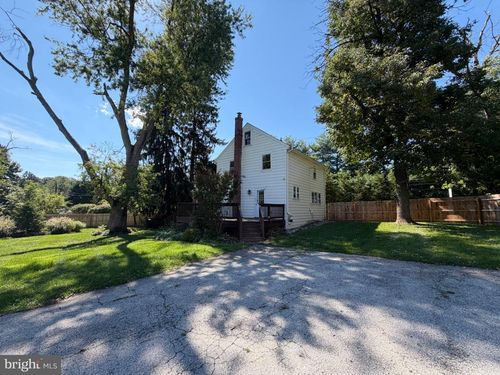 1247 Phoenixville Pike, West Chester, PA, 19380-4061 | Card Image
