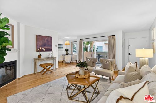 apt-207-914 Lincoln Blvd, Santa Monica, CA, 90403-2826 | Card Image