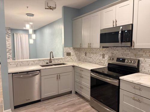 25582 Saint James, Southfield, MI, 48075-1248 | Card Image