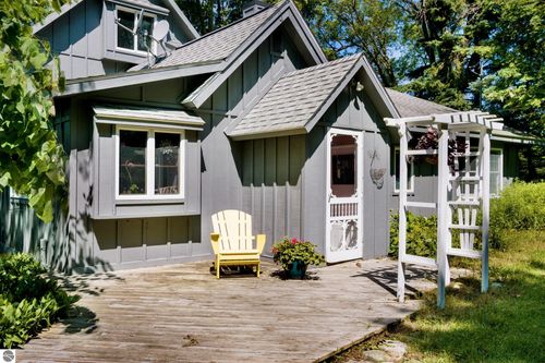 11964 Maple Hill Road, Central Lake, MI, 49622 | Card Image