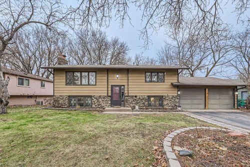 6704 80th Avenue N, Brooklyn Park, MN, 55445 | Card Image