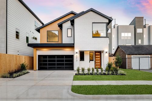 2213 Whitney St, Houston, TX, 77006-2041 | Card Image