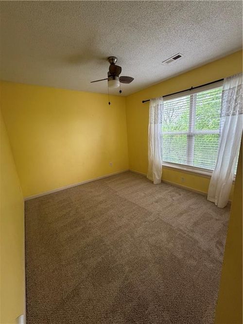 13118 New Jersey Ave, Kansas City, KS, 66109-3396 | Card Image