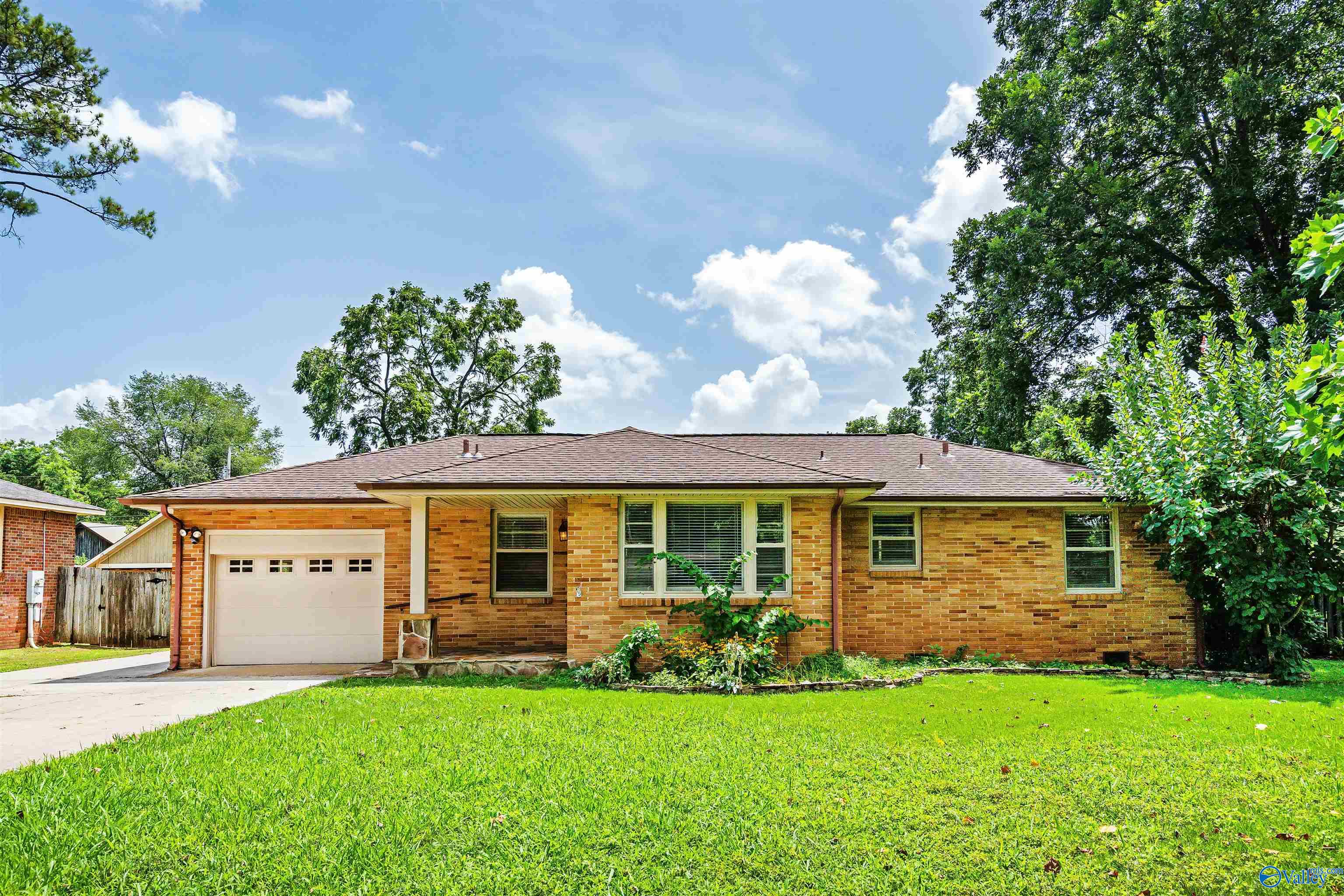 Chadwell Rd, Huntsville, AL 35802