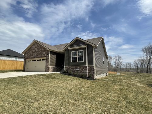 832 Lutz Ln, Clarksville, TN, 37042-3712 | Card Image