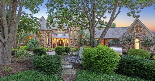 1609 Noble Way, Flower Mound, TX, 75022-8107 | Card Image