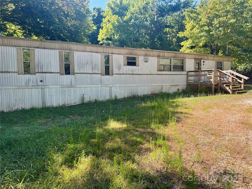 5909 Crawford Rd, Gastonia, NC, 28052-7786 | Card Image
