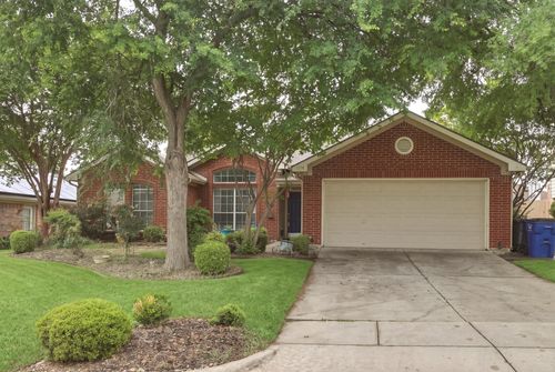 1714 Crestmeadow Lane, Mansfield, TX, 76063 | Card Image