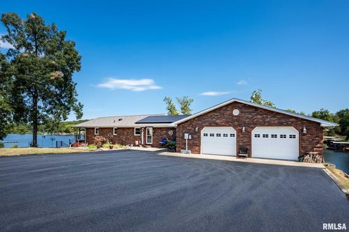 622 Dongola Ct, Creal Springs, IL, 62922-3814 | Card Image