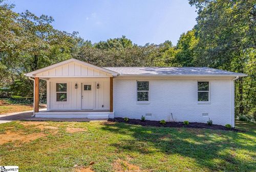 2 Citadel St, Piedmont, SC, 29673-9206 | Card Image