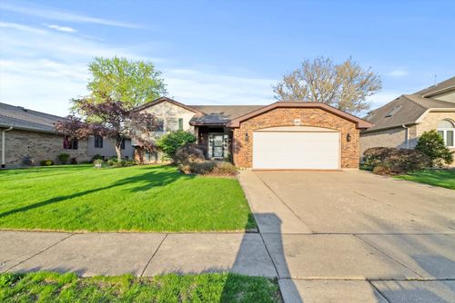871 Woodcrest Ln, Lemont, IL, 60439-6114 | Card Image