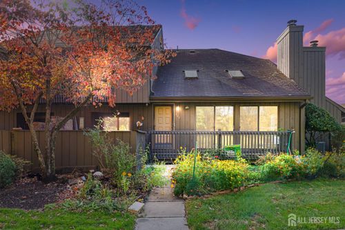 302 Westgate Dr, Edison, NJ, 08820-1168 | Card Image