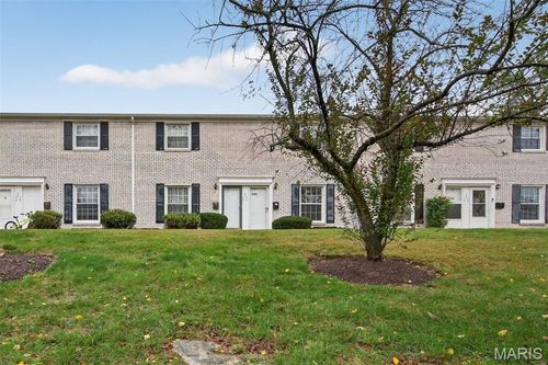 4044 Paule Ave, Saint Louis, MO, 63125-1310 | Card Image