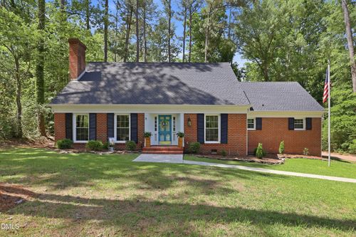 612 W Chisholm St, Sanford, NC, 27330-3759 | Card Image