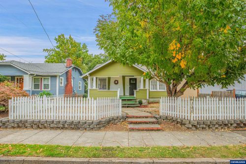 140 21st St Ne, Salem, OR, 97301-4407 | Card Image