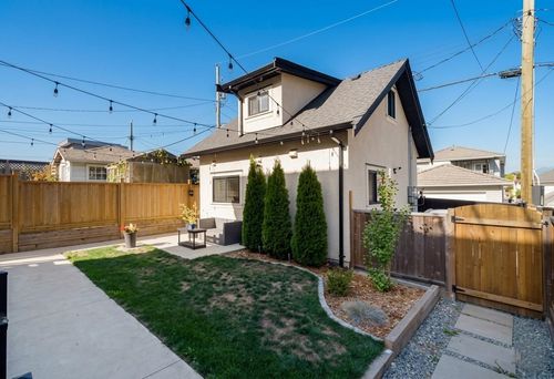 2783 E 27th Ave, Vancouver, BC, V5R1N4 | Card Image