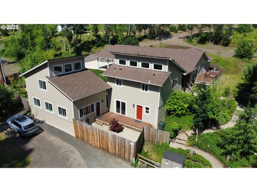 -1 Tioga Ln, IdleyldPark, OR, 97447 | Card Image
