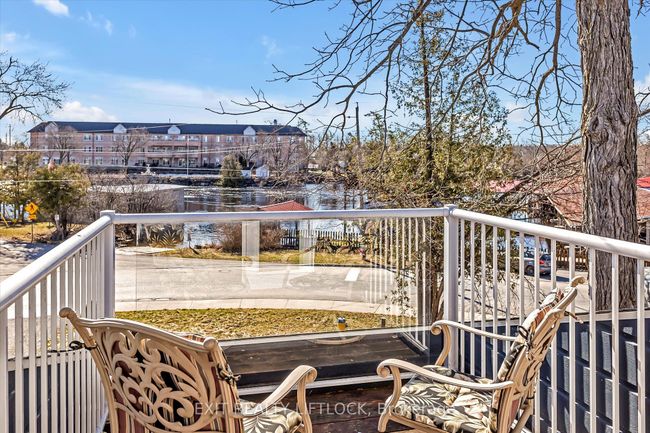 64 Front St E, House other with 4 bedrooms, 3 bathrooms and 10 parking in Bobcaygeon ON | Image 40