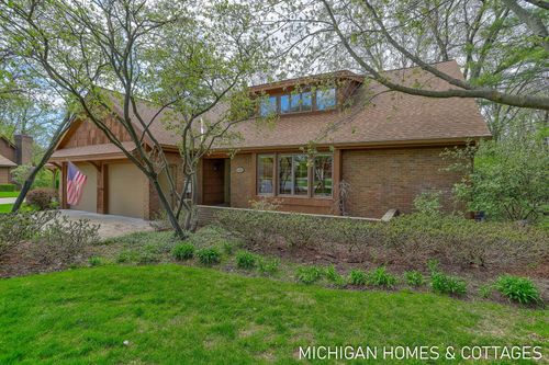 309 Glengarry Ct, Holland, MI, 49423-4279 | Card Image