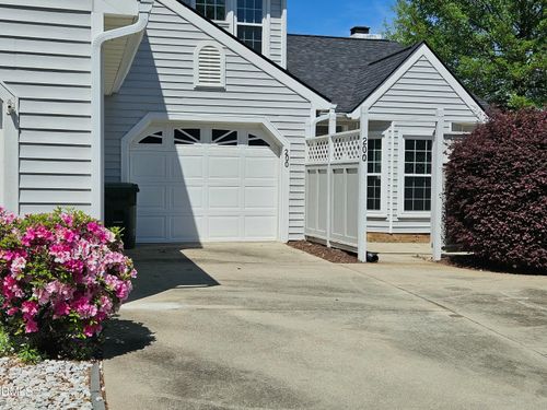 200 Lakewater Dr, Cary, NC, 27511-7266 | Card Image