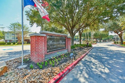 221-11111 W Montgomery Road, Houston, TX, 77088 | Card Image
