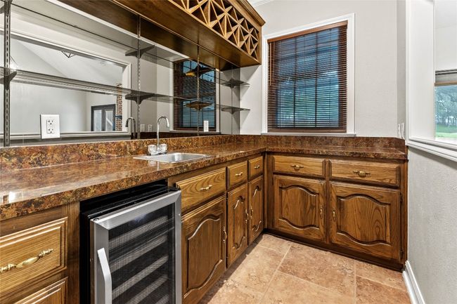 1010 Brookhollow Cir, House other with 4 bedrooms, 4 bathrooms and 5 parking in Salado TX | Image 9