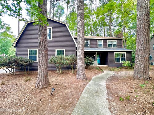 111 Antler Rd, Greenville, NC, 27834-6853 | Card Image