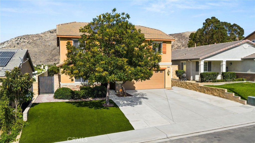 Residential in Fontana 3