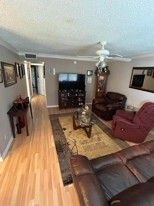 570 Durham S, Deerfield Beach, FL, 33442 | Card Image