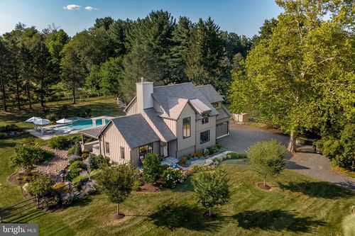 5726 Long Ln, DOYLESTOWN, PA, 18902-1425 | Card Image