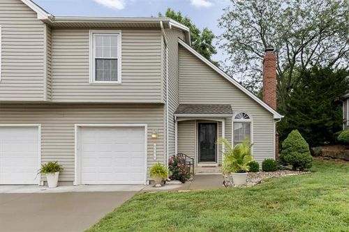 8506 W 109th Ter, Overland Park, KS, 66210-1654 | Card Image