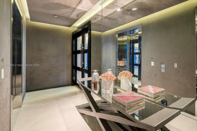 APT-606 - 100 S Pointe Dr, Condo with 3 bedrooms, 5 bathrooms and null parking in Miami Beach FL | Image 26