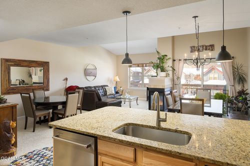 e-205-233 Gcr 8040 / Waterside Dr, Fraser, CO, 80442 | Card Image