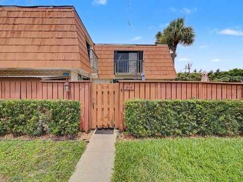 b-310 Buttonwood Ln, Boynton Beach, FL, 33436-7111 | Card Image