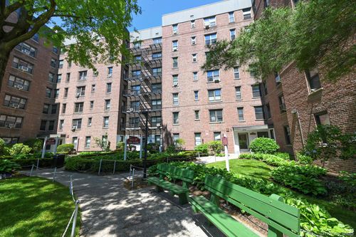 3a-112-25 34th Ave, Corona, NY, 11368-1404 | Card Image