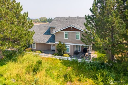 b-6335 Murray Way Ne, Moses Lake, WA, 98837-8342 | Card Image