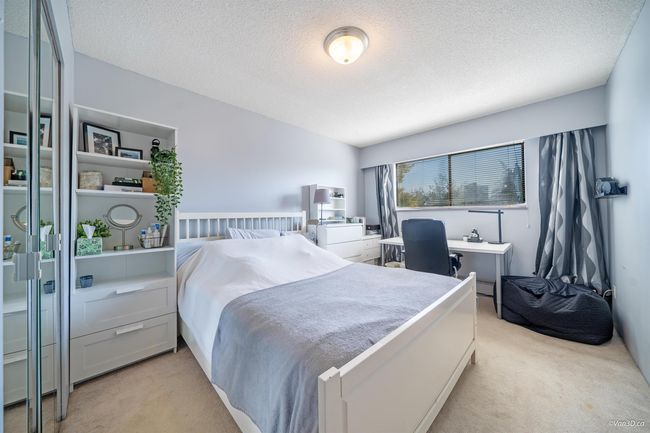 6296 Pearl Avenue, House other with 6 bedrooms, 3 bathrooms and 5 parking in Burnaby BC | Image 21