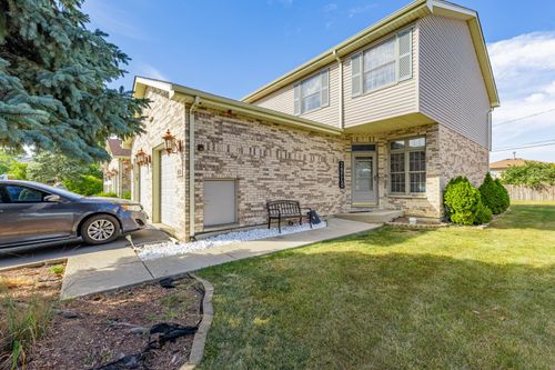 8810 83rd Pl, Justice, IL, 60458-1705 | Card Image