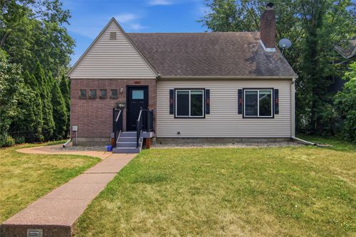 311 W Spruce Street, Chippewa Falls, WI, 54729 | Card Image